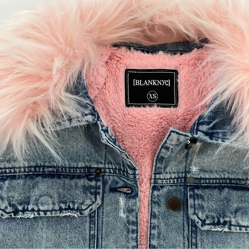 Blank NYC Pink Faux Fur Collar/Lined Snowflake Denim Jacket, Size XS - Picture 13 of 16
